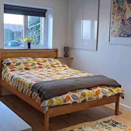 Modern Studio Apartment With Outstanding Views, Sleeps 2 Newlyn Εξωτερικό φωτογραφία